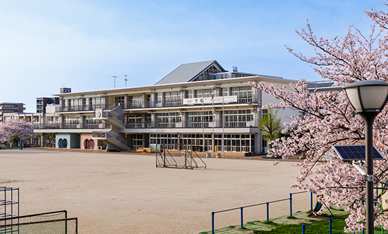 花尾小学校