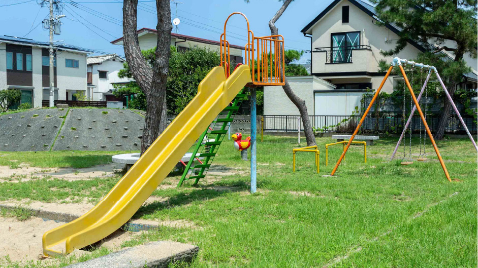 遊べる公園に歩いて3分