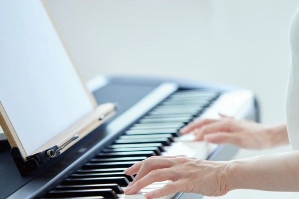 和室を無くして広々としたリビング空間　イメージ写真