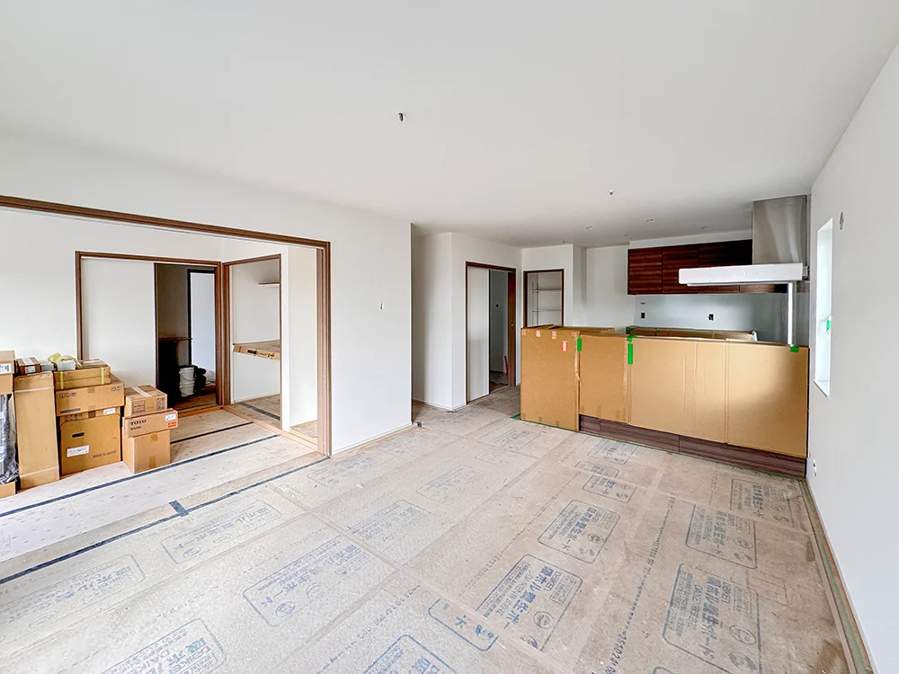 内部クロス工事の様子