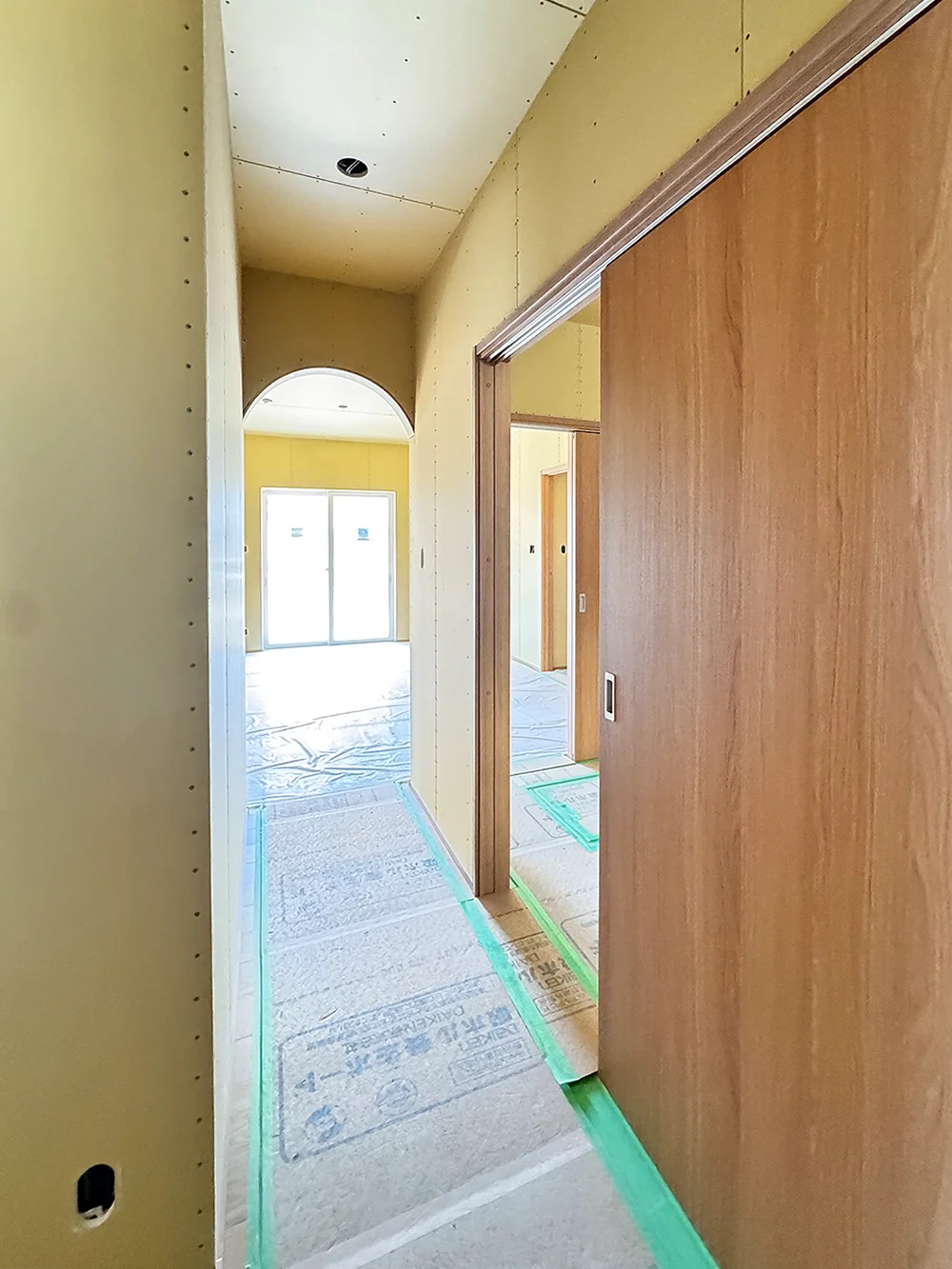 取り付けが完了した建具