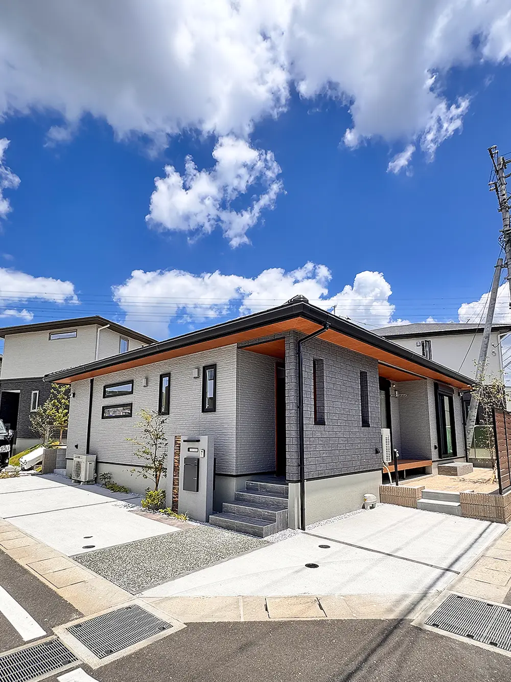 大野城市「広がる空間が心地よい平屋」建築現場