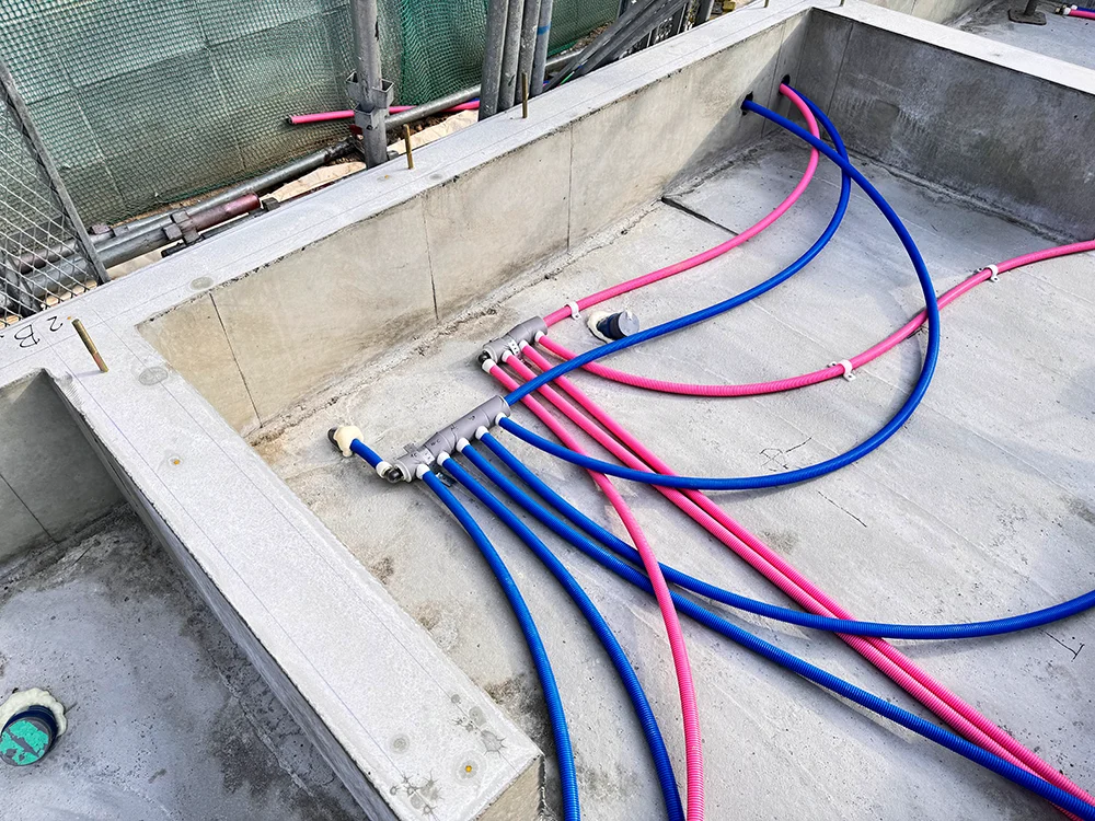 配管工事・躯体土台の様子